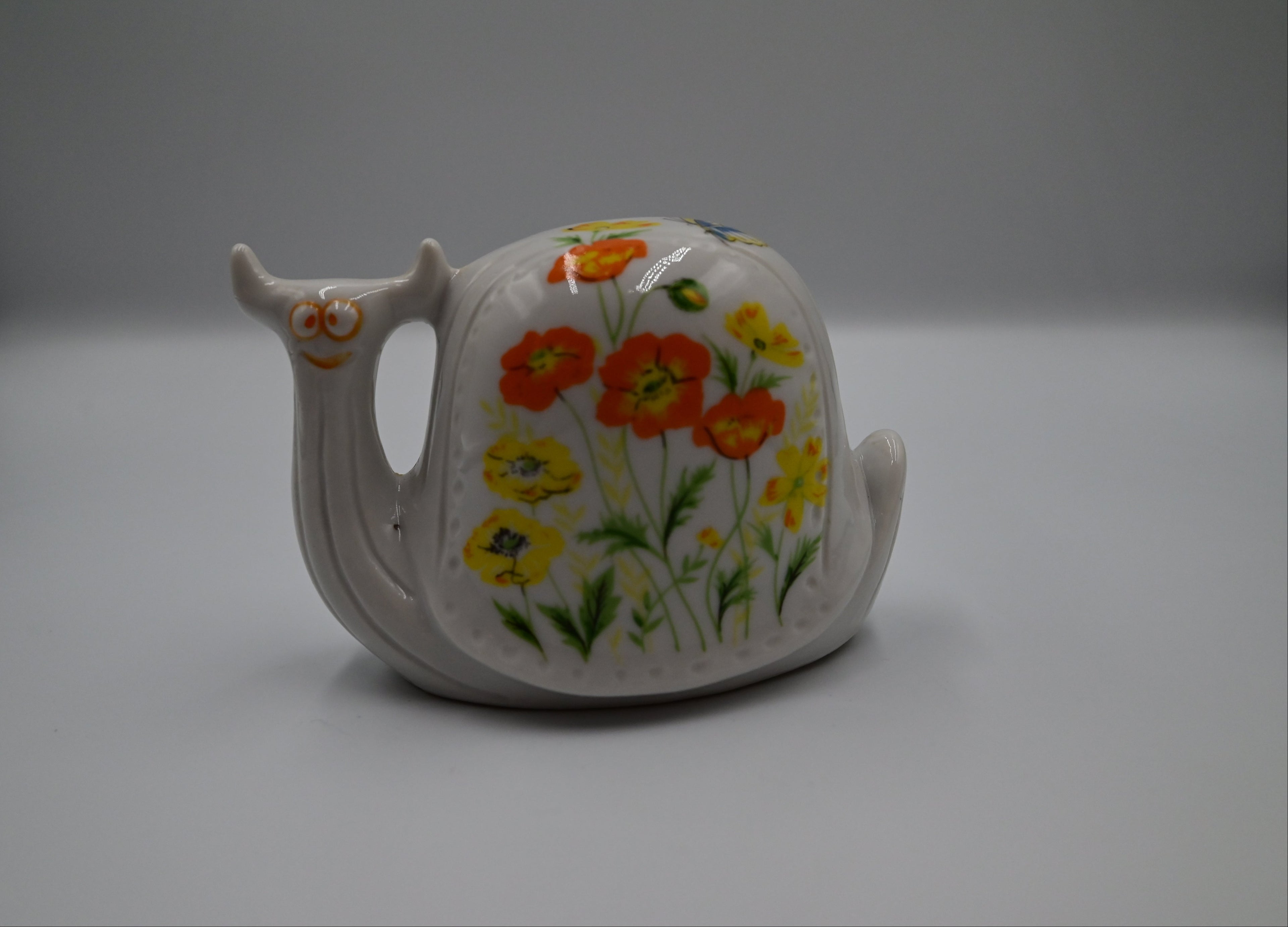 Vintage I.W. Rice & Co. Porcelain Snail Light Night (Fully Functioning)