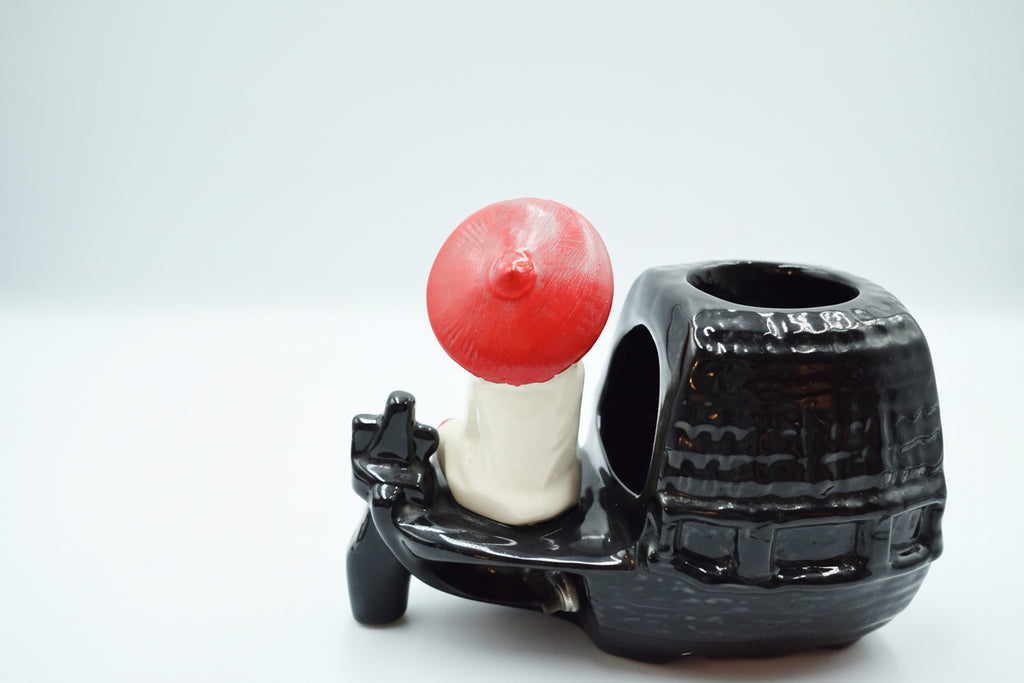 Vintage 1950’s Fuhry and Sons Ceramic Oriental Junk Boat TV Lamp