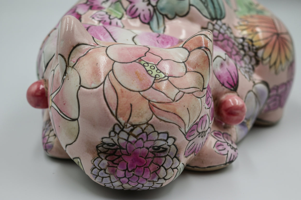 Ceramic Lotus-Faced Sleeping Cat