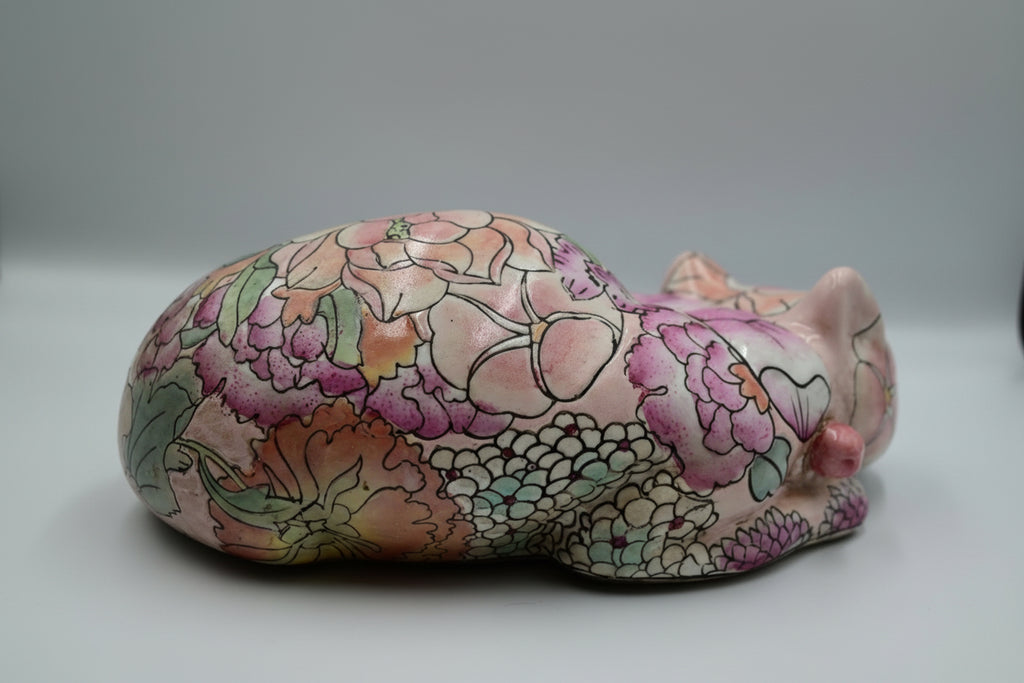 Ceramic Lotus-Faced Sleeping Cat