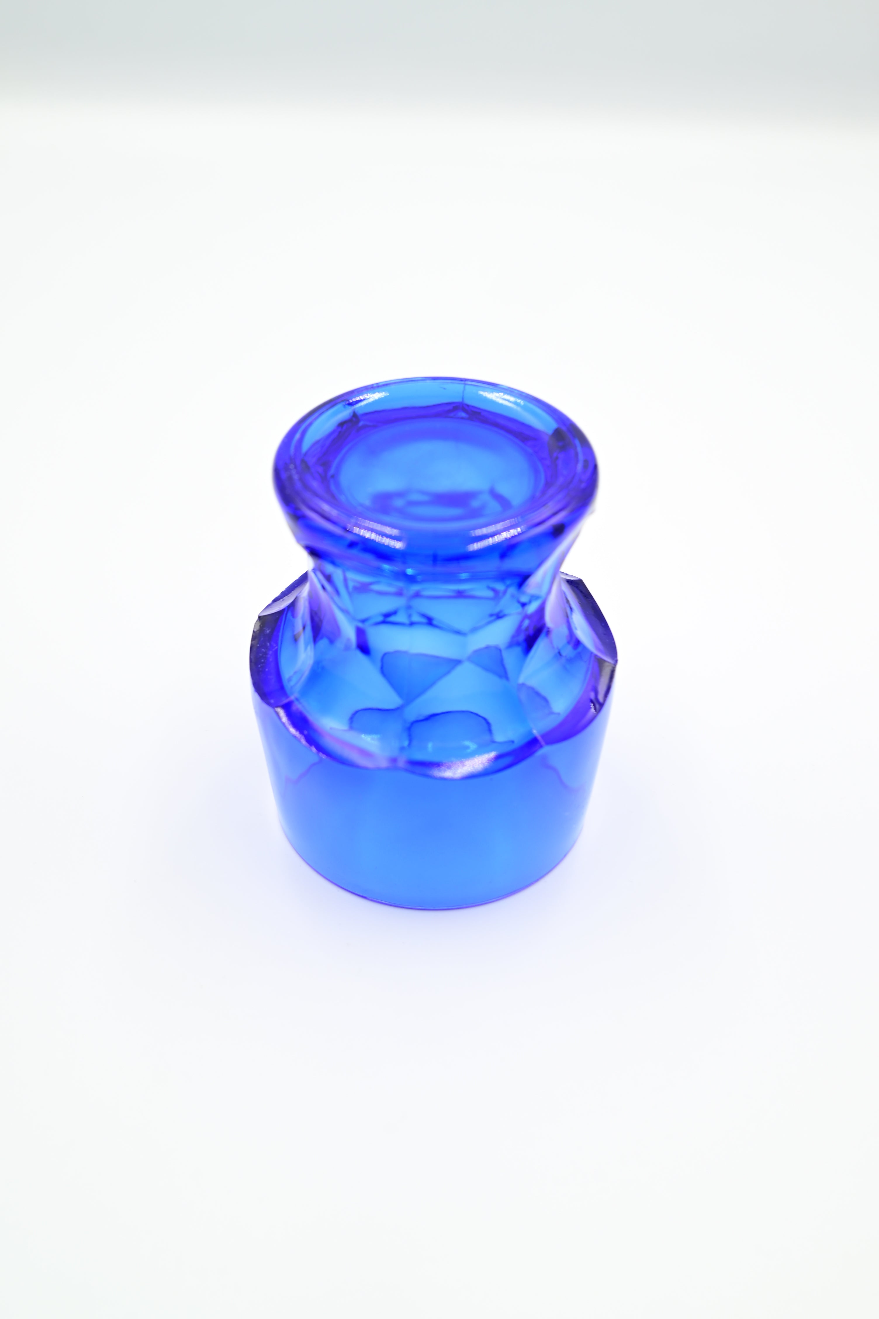 Vintage Blue Gem‑Cut Tumbler