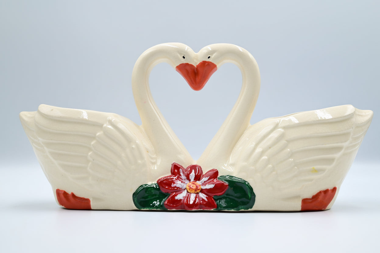 Vintage Cream Ceramic Heart Swan