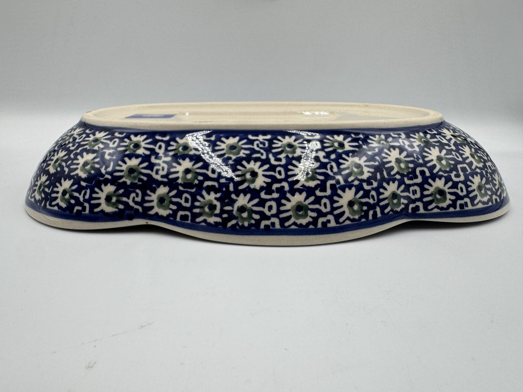 Bolesławiec Polish Pottery Small Scalloped Oval Platter Red Poppy Floral Pattern