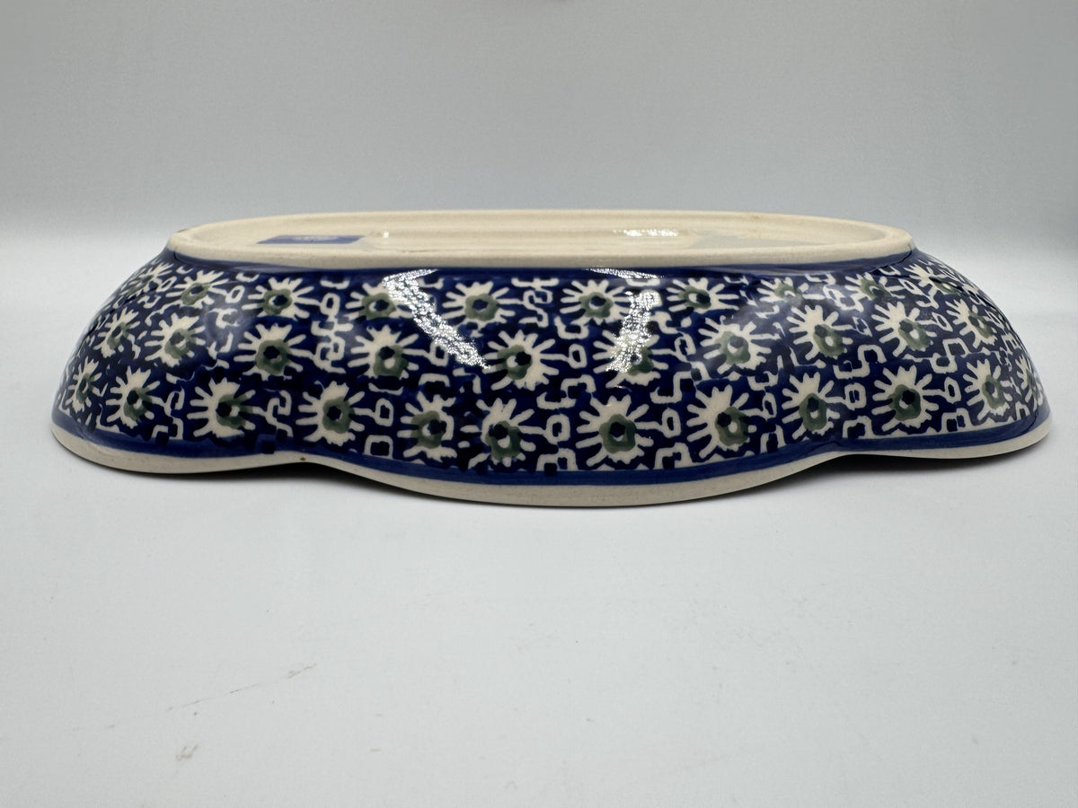 Bolesławiec Polish Pottery Small Scalloped Oval Platter Red Poppy Floral Pattern